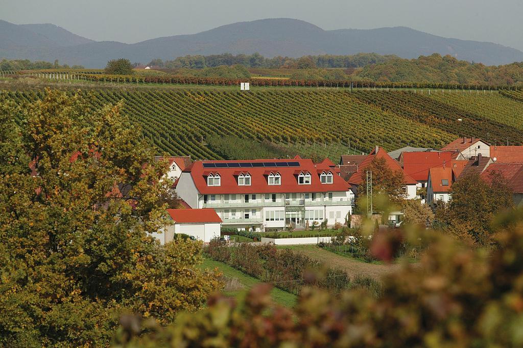 Pleisweiler-Oberhofen Landhotel Hauer المظهر الخارجي الصورة